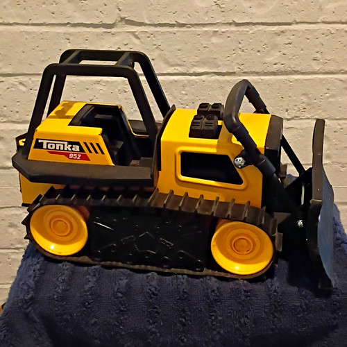 Tonka 952 tracked - tracked, toy